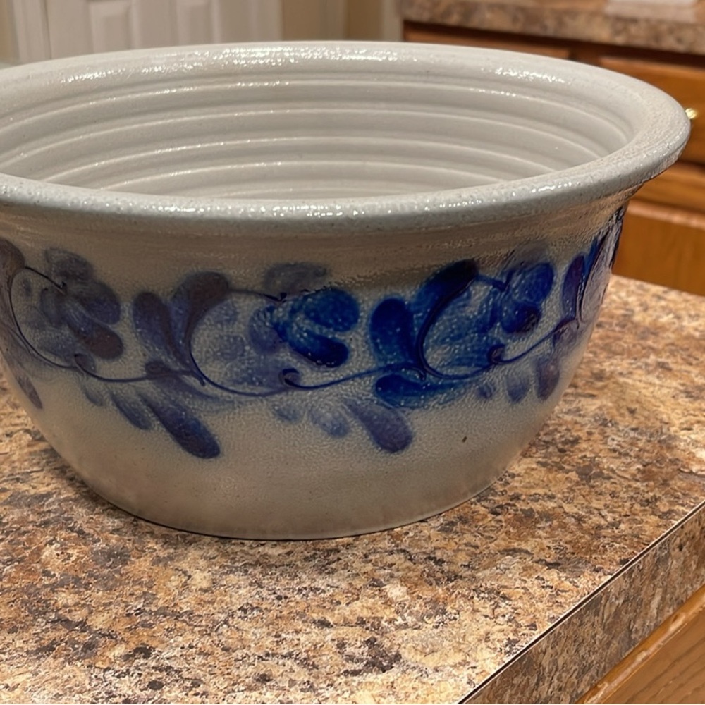 Elegant Blue Floral Eldreth Stoneware Bowl. Hard to find in this large size